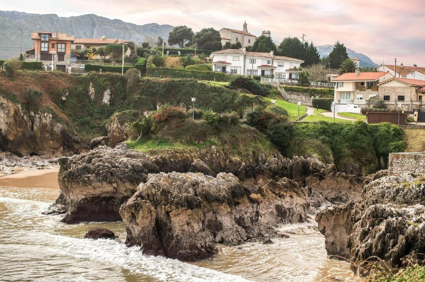 Durmiendo En El Paraiso Llanes Eksteriør billede